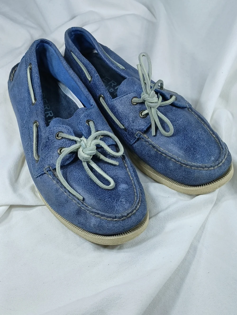Sperrys mens Blue Suede Moc Toe Boat Shoes with Pale Laces